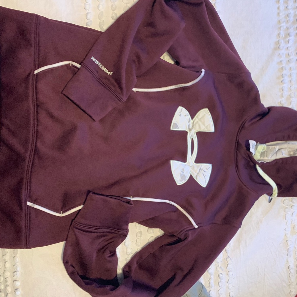 Woman’s Camo under armour